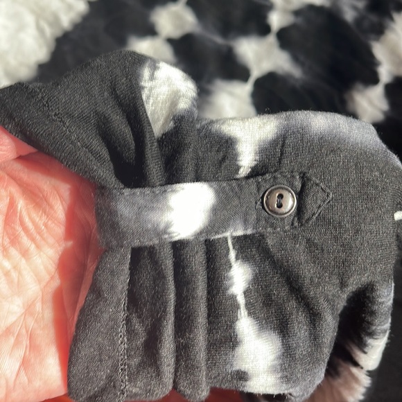 XXL Bandolino Black and white beaded top. - Picture 3 of 13